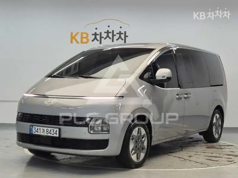 2026 Hyundai Staria