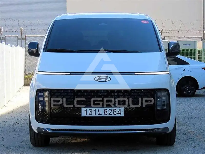 2026 Hyundai Staria