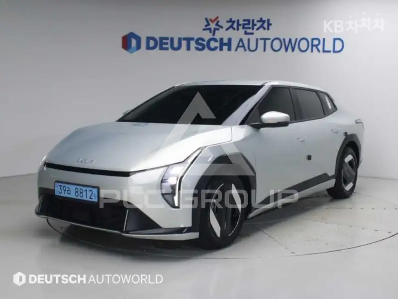 2026 KIA EV4