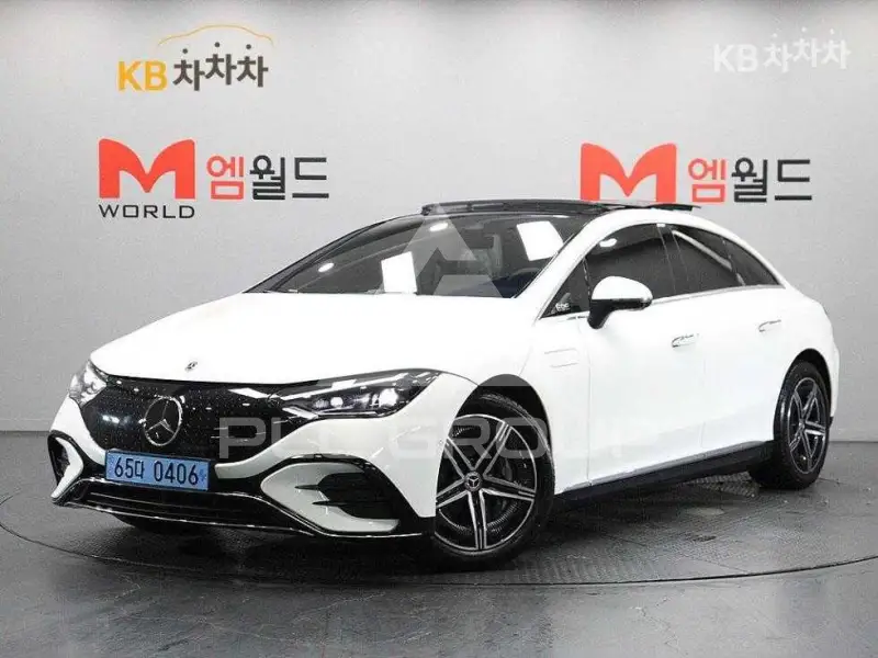 2026 Mercedes Benz EQE