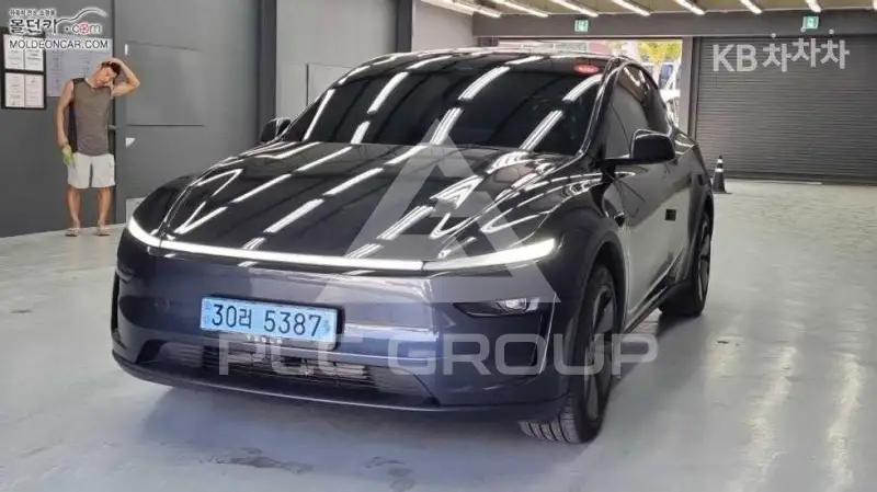 2026 Tesla Model Y