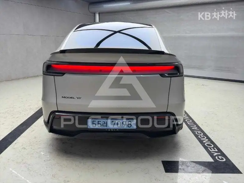 2026 Tesla Model Y