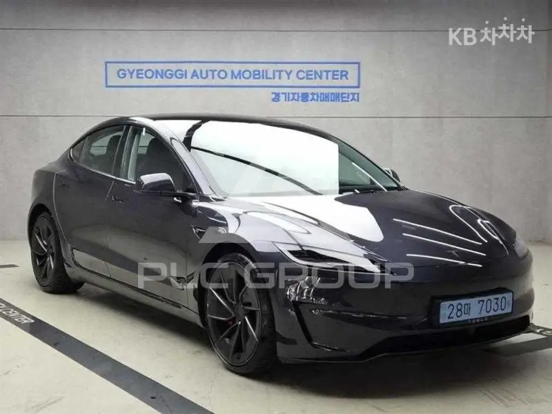 2026 Tesla MODEL 3