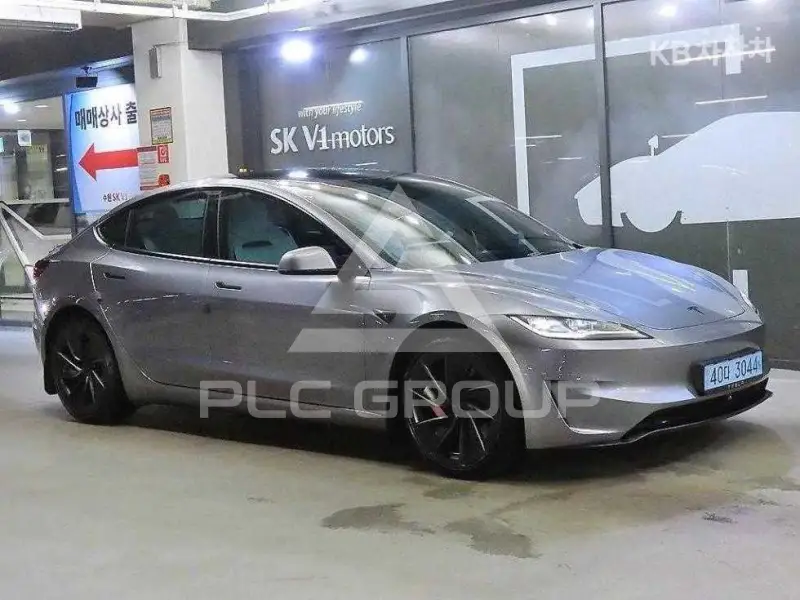 2026 Tesla MODEL 3