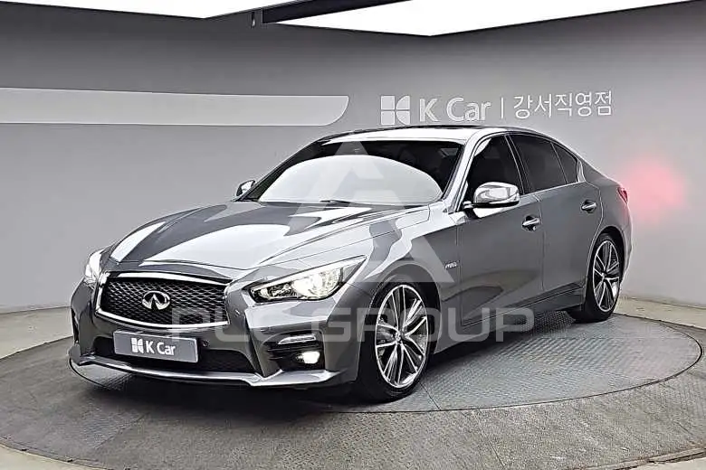 2016 Infinity Q50