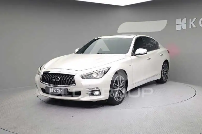 2016 Infinity Q50
