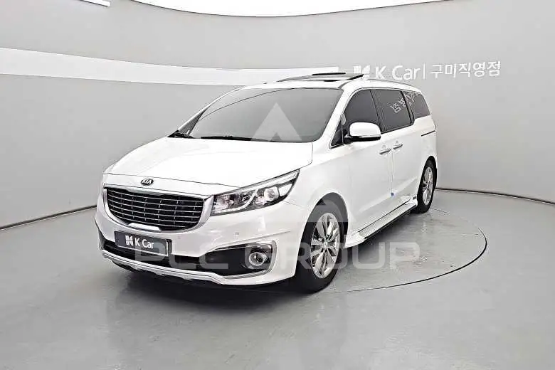 2017 KIA Carnival