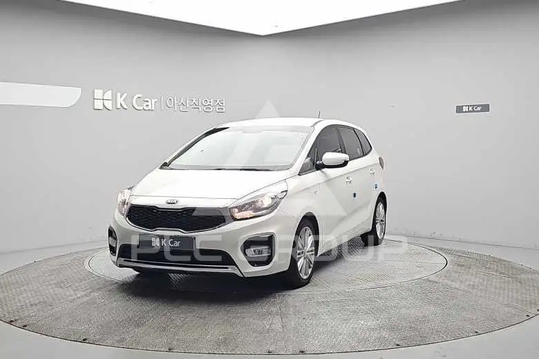 2017 KIA Carens