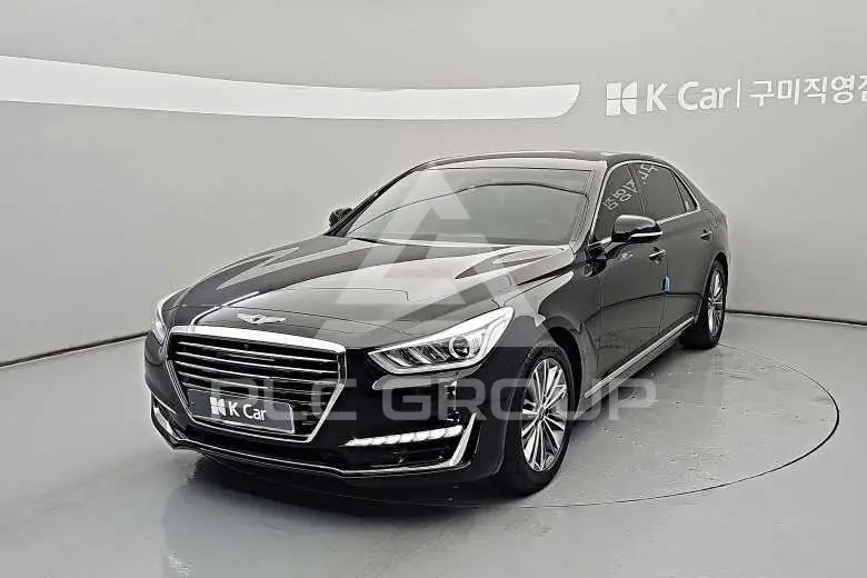 2017 Genesis G90