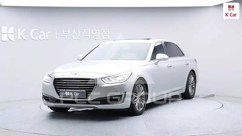 2017 Genesis G90