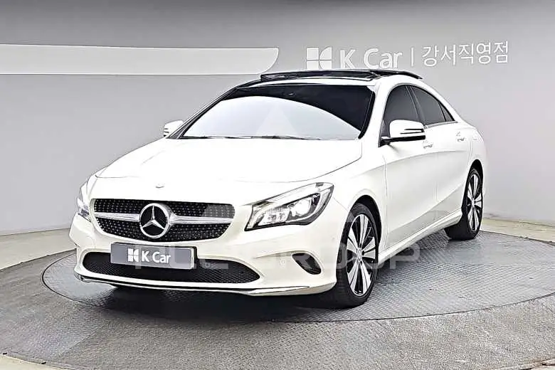 2017 Mercedes Benz CLA-Class