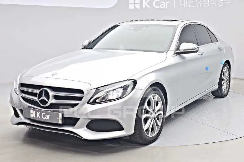 2017 Mercedes Benz C-Class