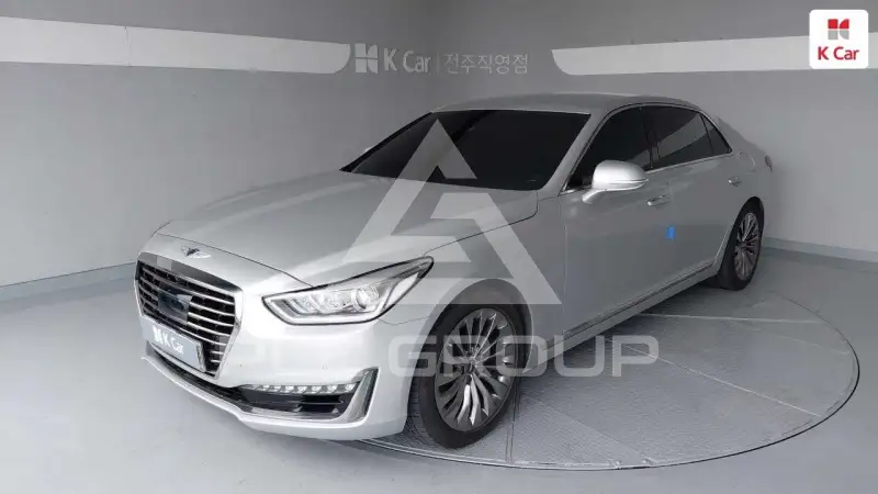 2018 Genesis G90