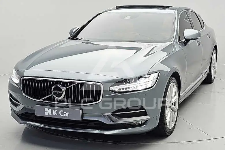 2019 Volvo S90