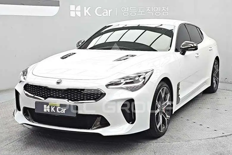 2020 KIA Stinger