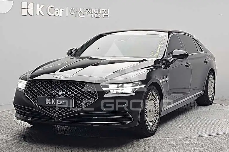 2020 Genesis G90