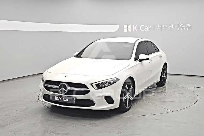 2020 Mercedes Benz A