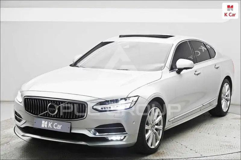 2020 Volvo S90