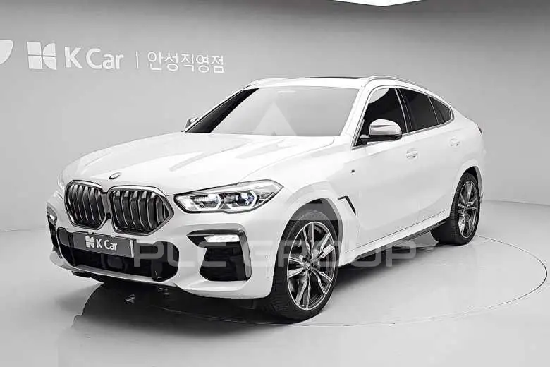 2021 BMW X6