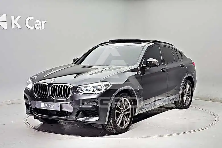 2021 BMW X4