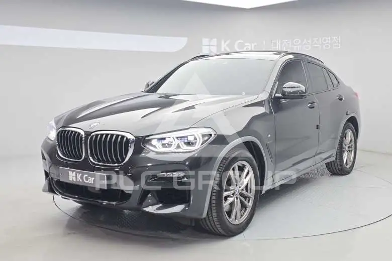2021 BMW X4