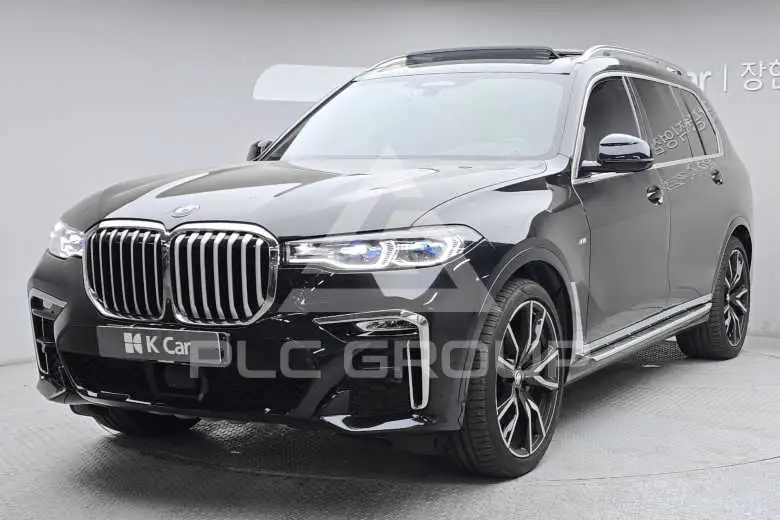 2021 BMW X7