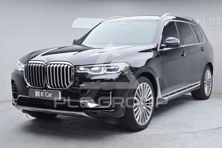 2021 BMW X7
