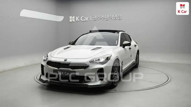 2021 KIA Stinger