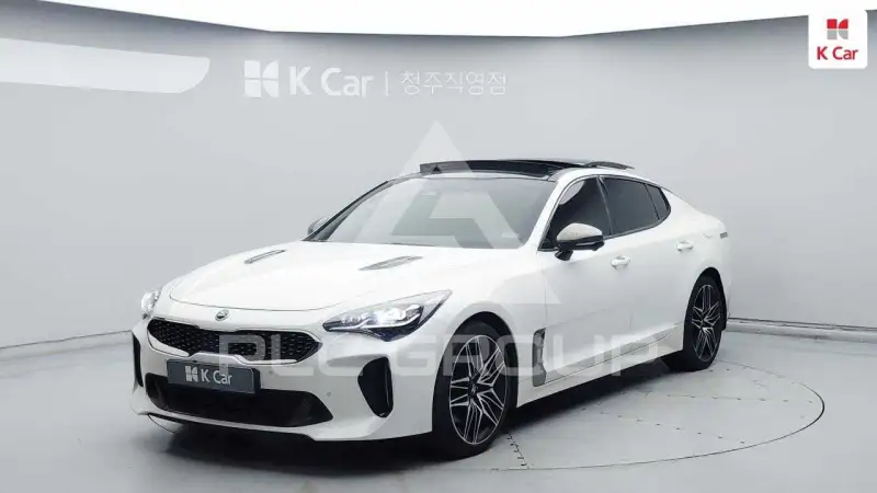 2021 KIA Stinger