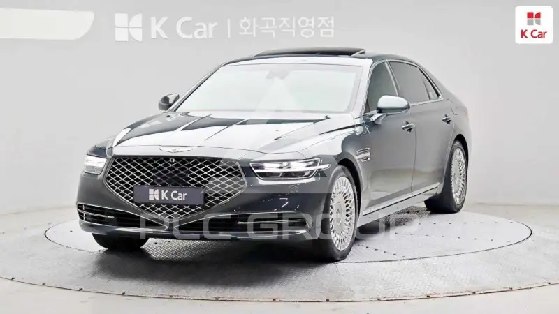 2021 Genesis G90