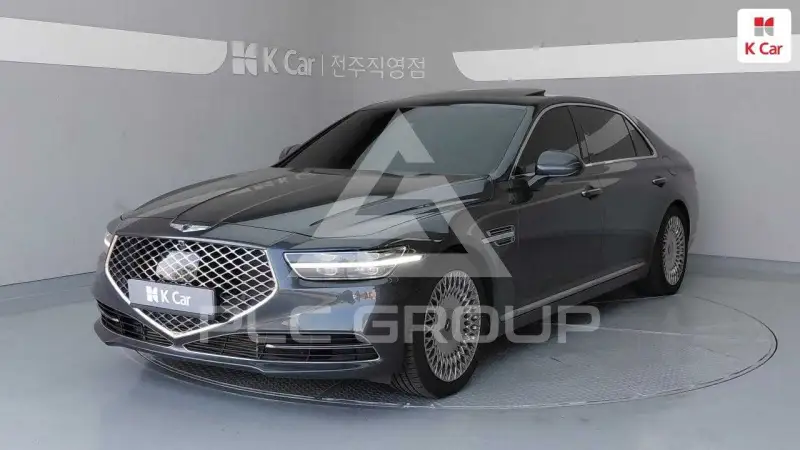 2021 Genesis G90