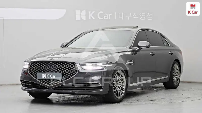 2021 Genesis G90