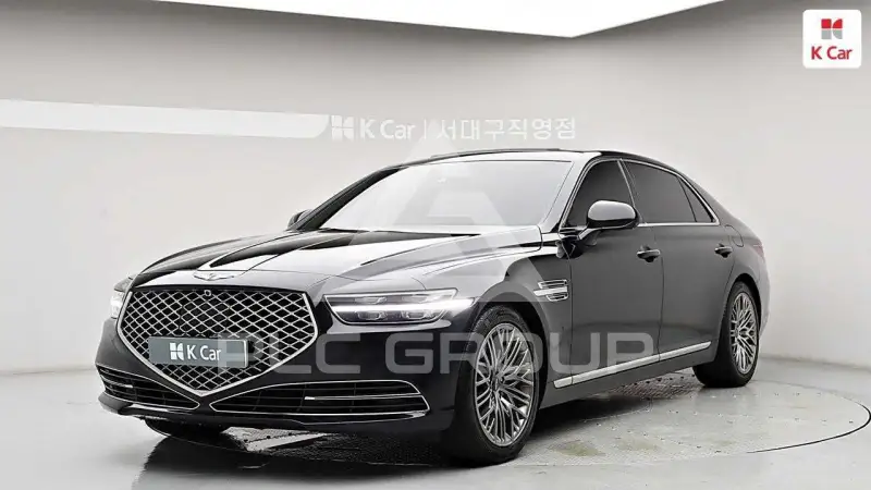 2021 Genesis G90