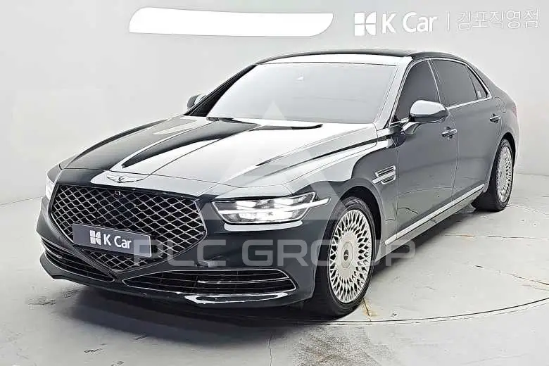 2021 Genesis G90