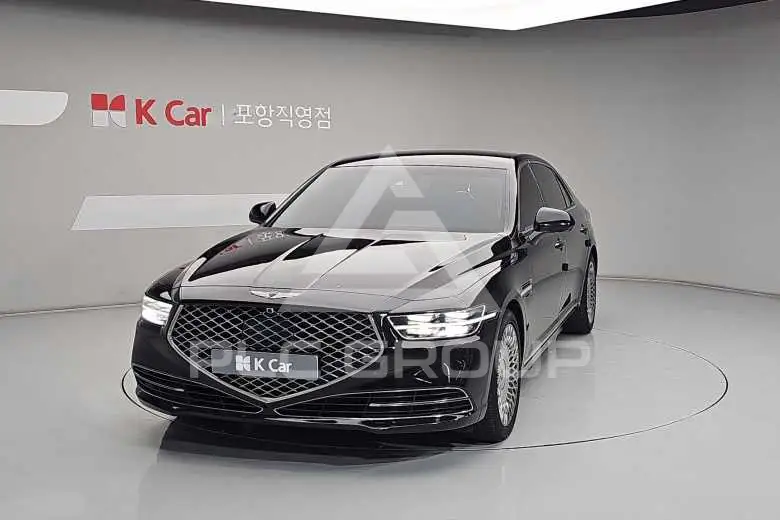 2021 Genesis G90
