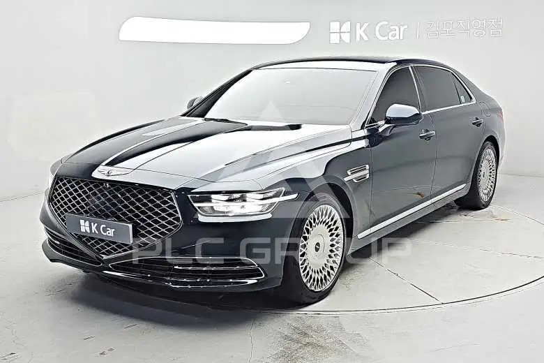2021 Genesis G90