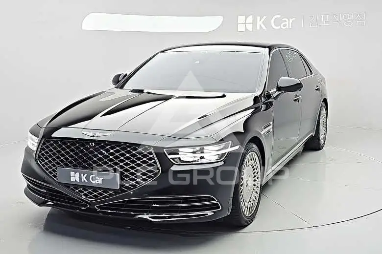 2021 Genesis G90