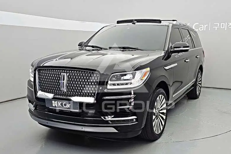 2021 Lincoln NAVIGATOR