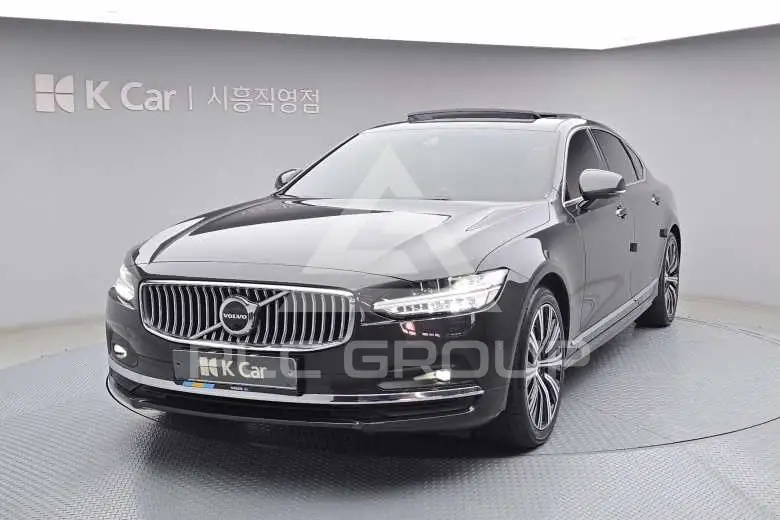 2021 Volvo S90
