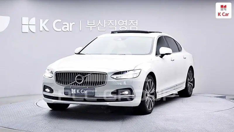 2021 Volvo S90