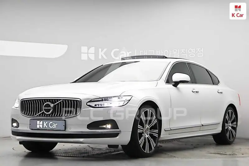 2021 Volvo S90