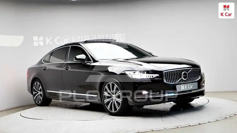 2021 Volvo S90