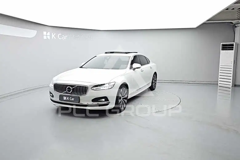 2021 Volvo S90
