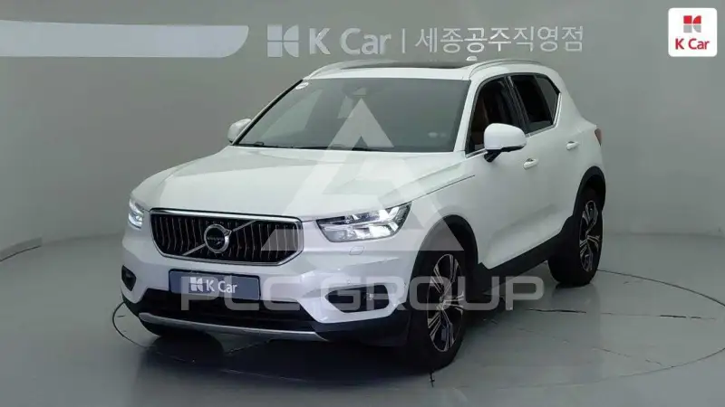 2021 Volvo XC40