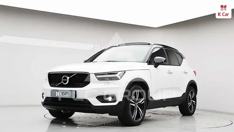 2021 Volvo XC40