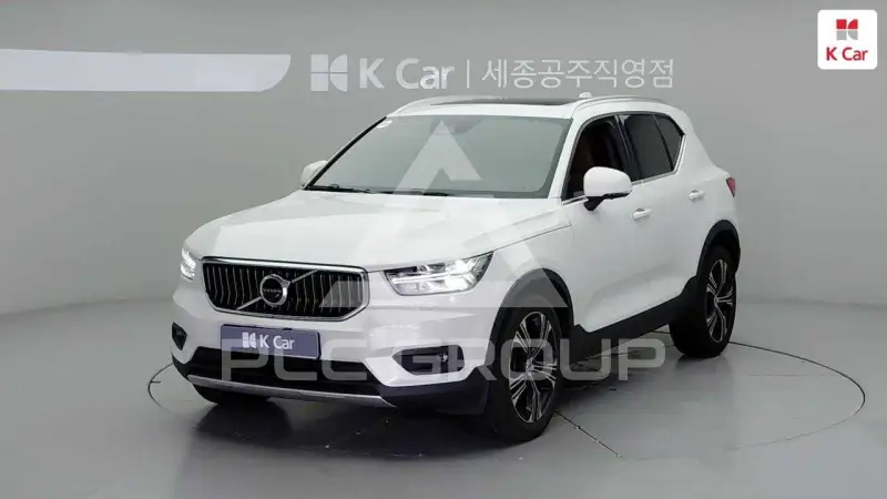 2021 Volvo XC40