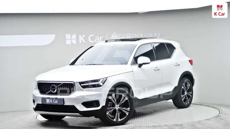 2021 Volvo XC40
