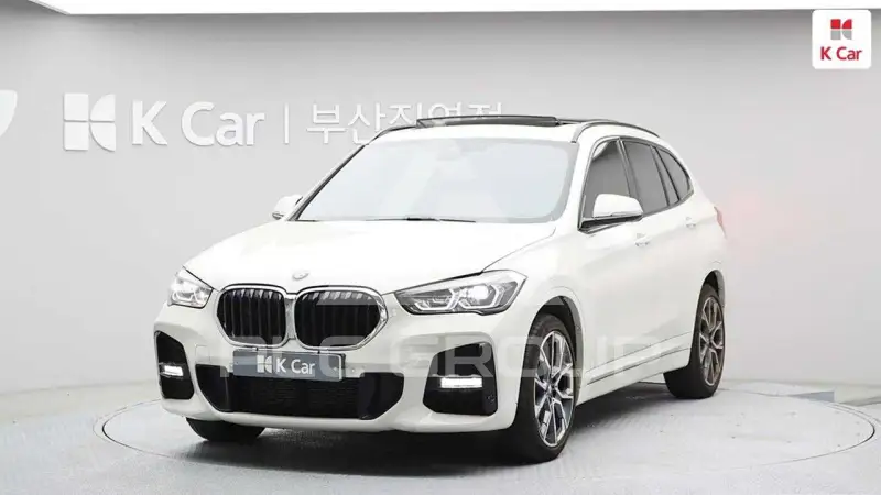 2022 BMW X1