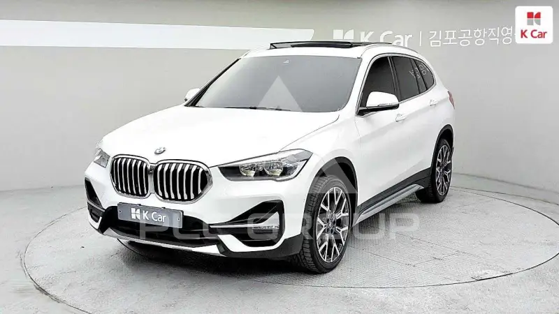 2022 BMW X1