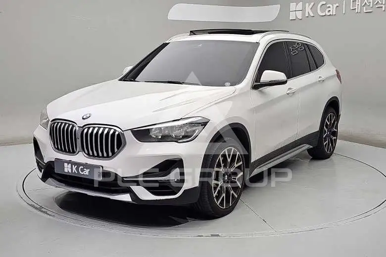 2022 BMW X1